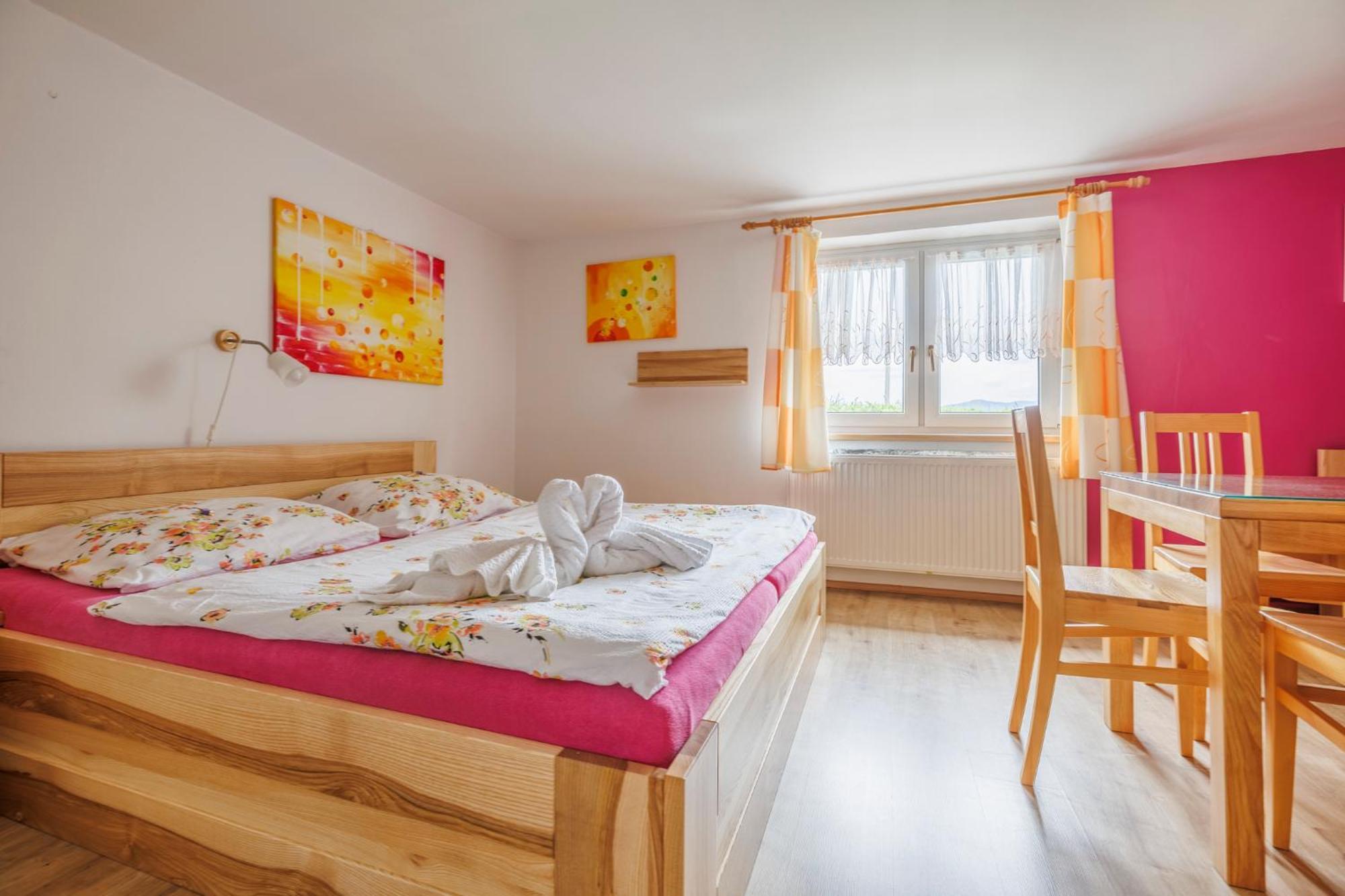 Králíky Hotel Kacenka מראה חיצוני תמונה